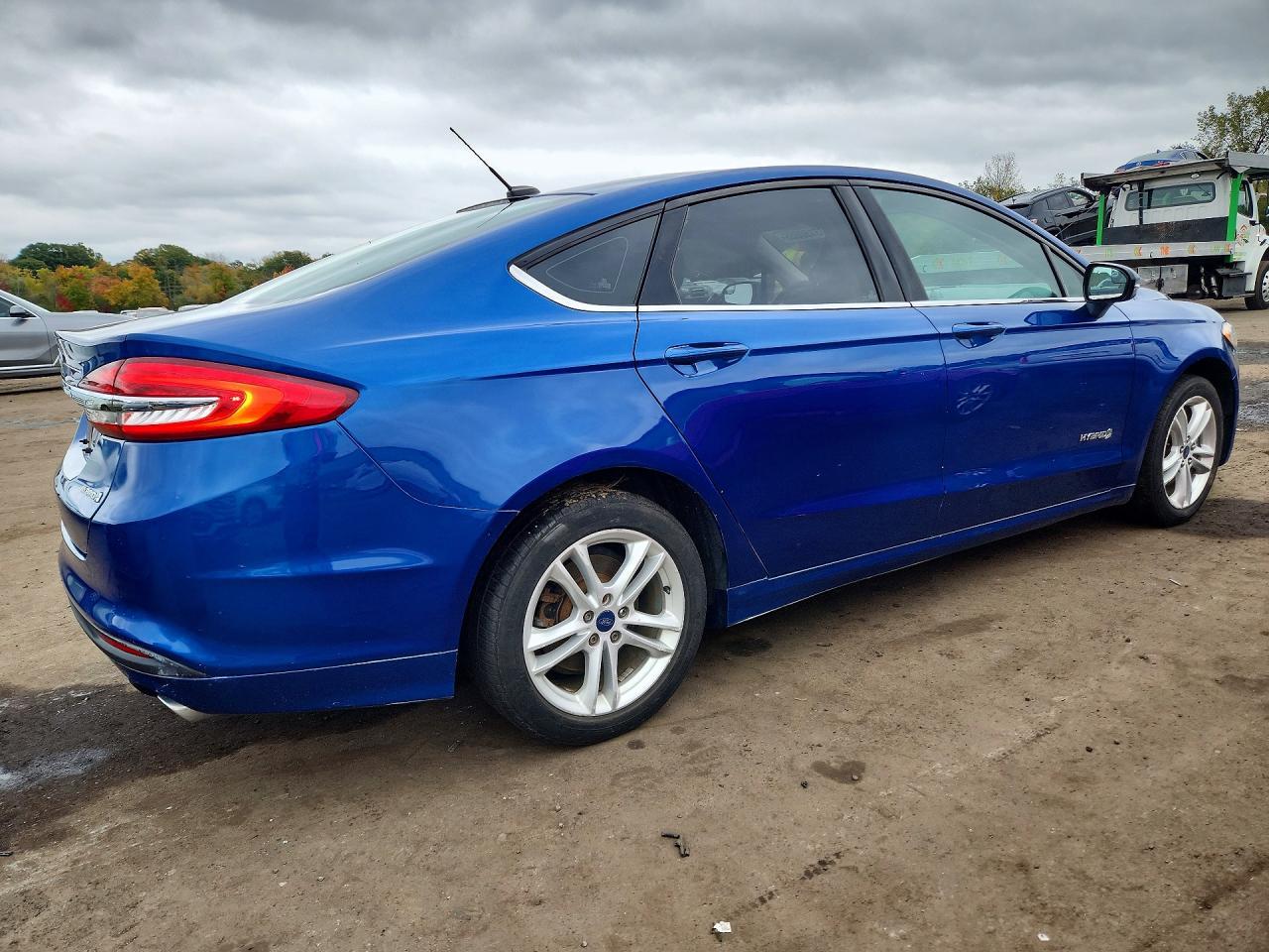 2018 Ford Fusion S Hybrid - Фото 3