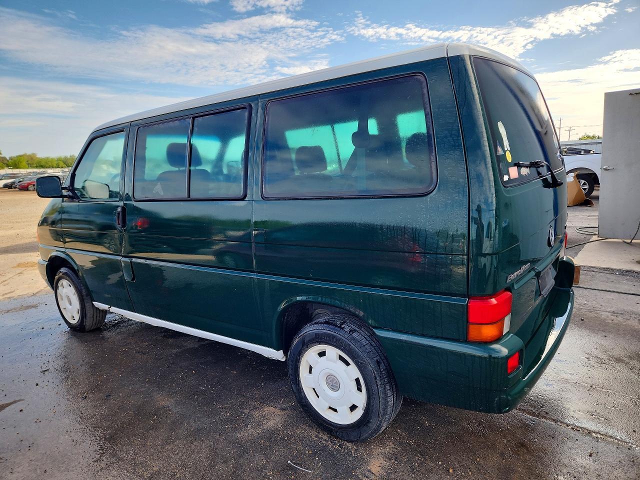 2000 Volkswagen Eurovan Gls - Фото 2