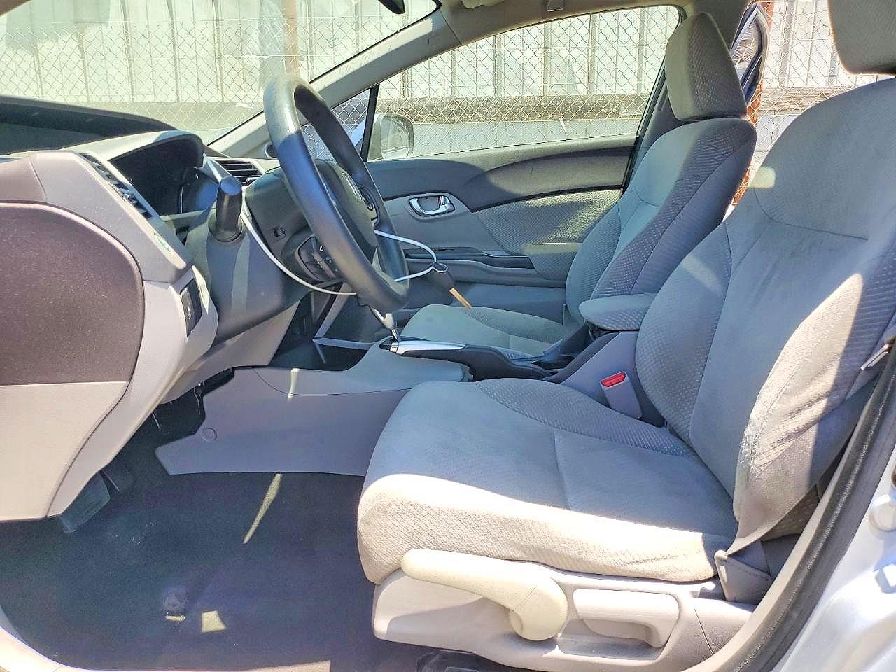 2012 Honda Civic Hybrid - Image 7