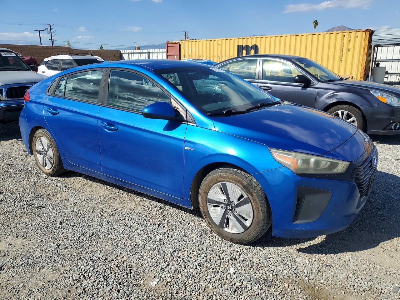 2018 Hyundai Ioniq Blue - Фото 4