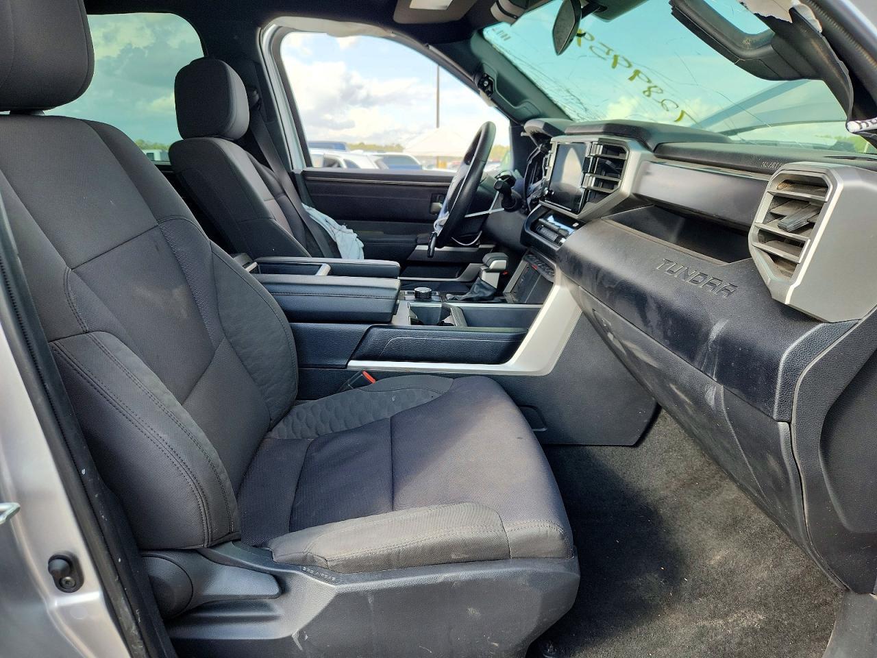2025 Toyota Tundra Sr5 - Image 7