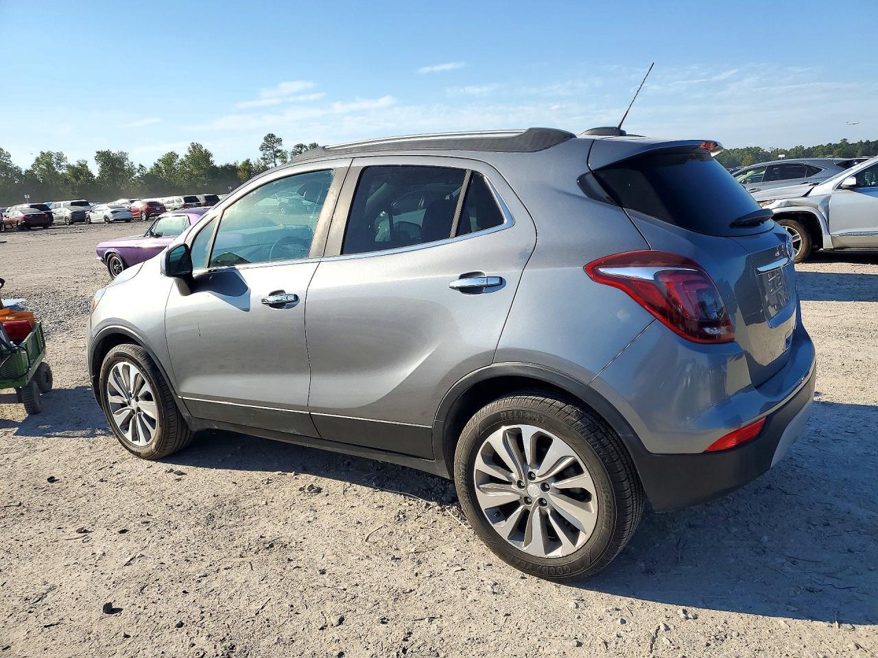 2020 Buick Encore Preferred - Фото 2
