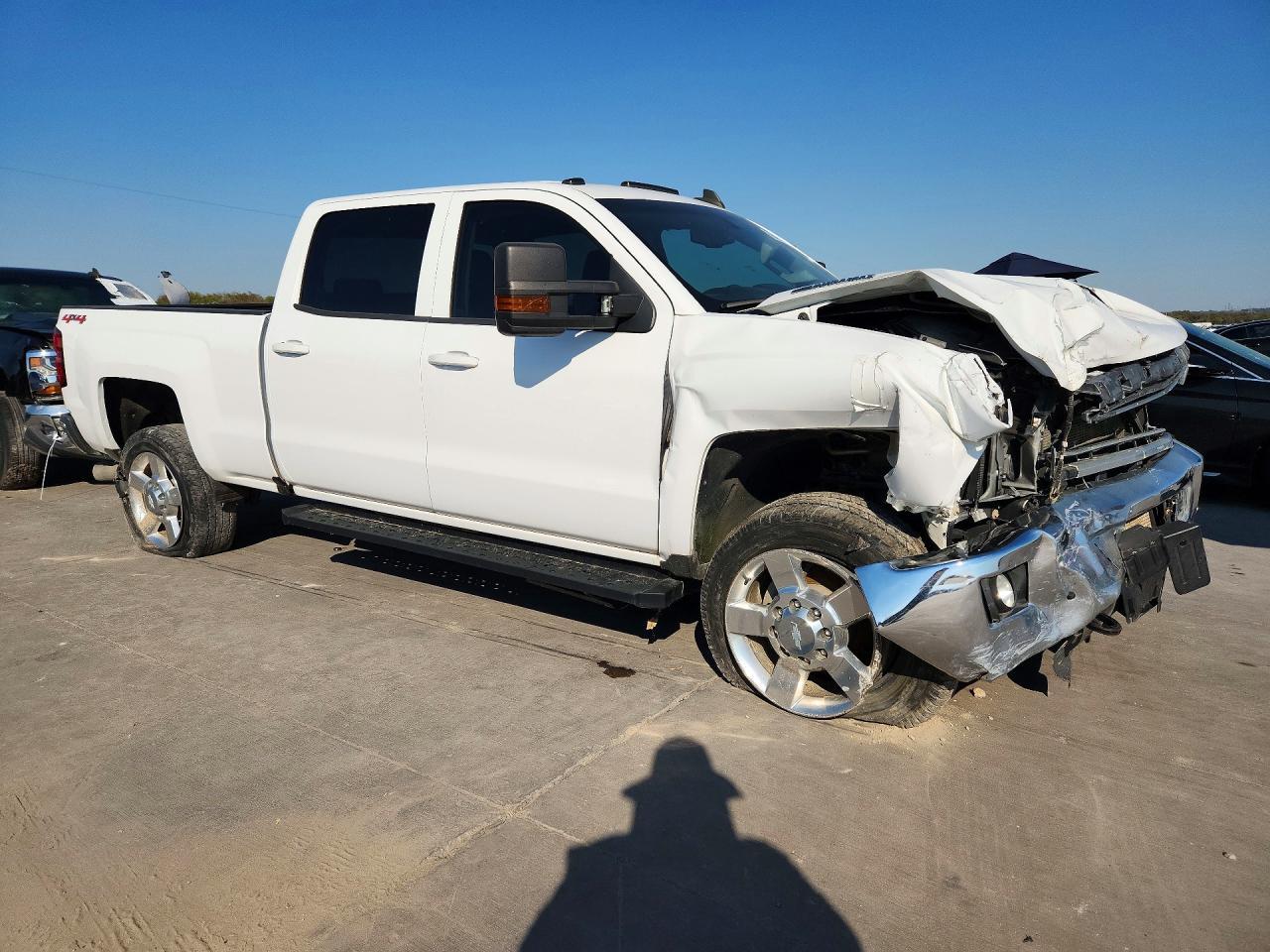 2018 Chevrolet Silverado K2500 Heavy Duty Lt - Image 4