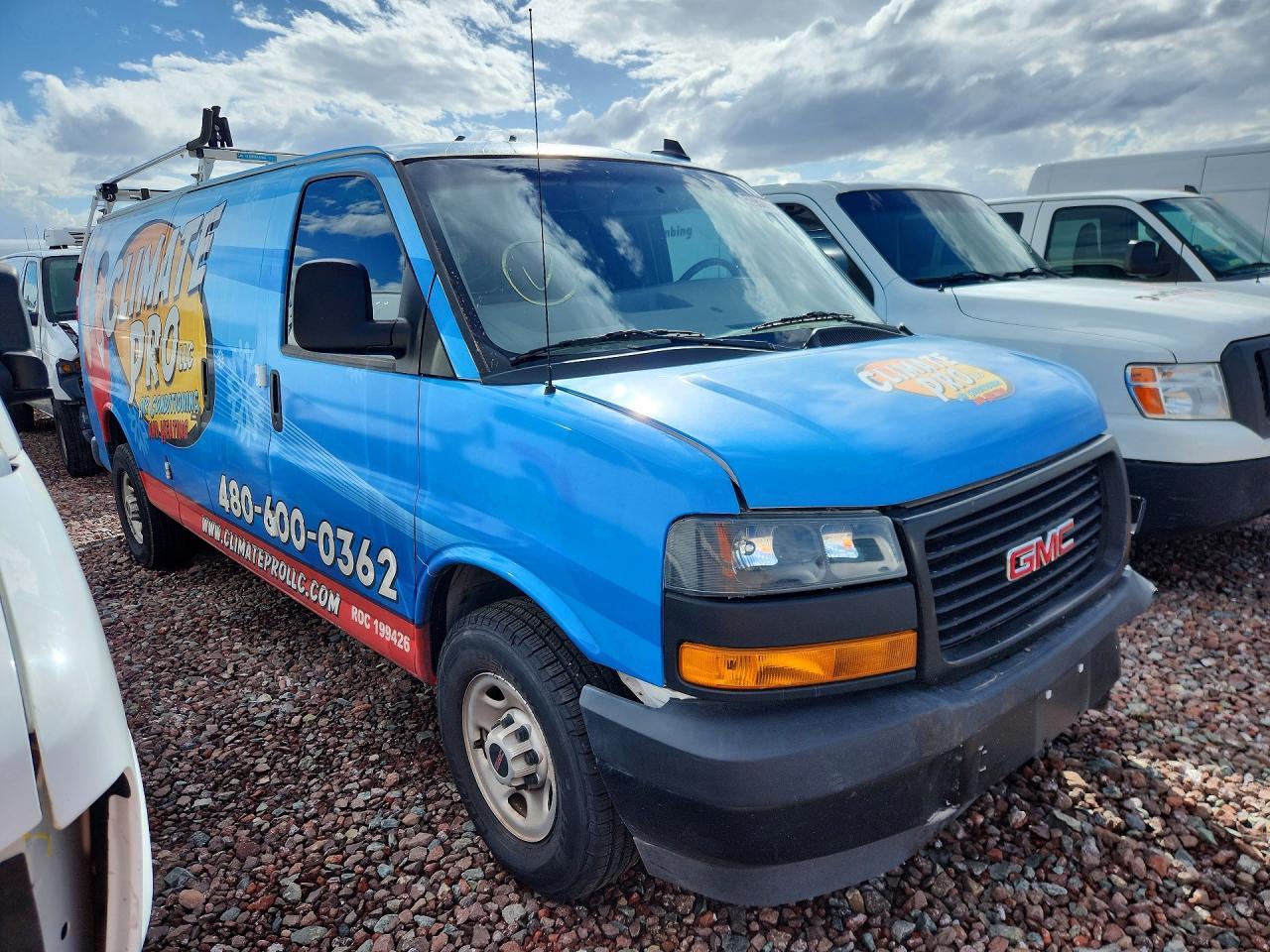 2024 GMC Savana G2500 - Фото 4