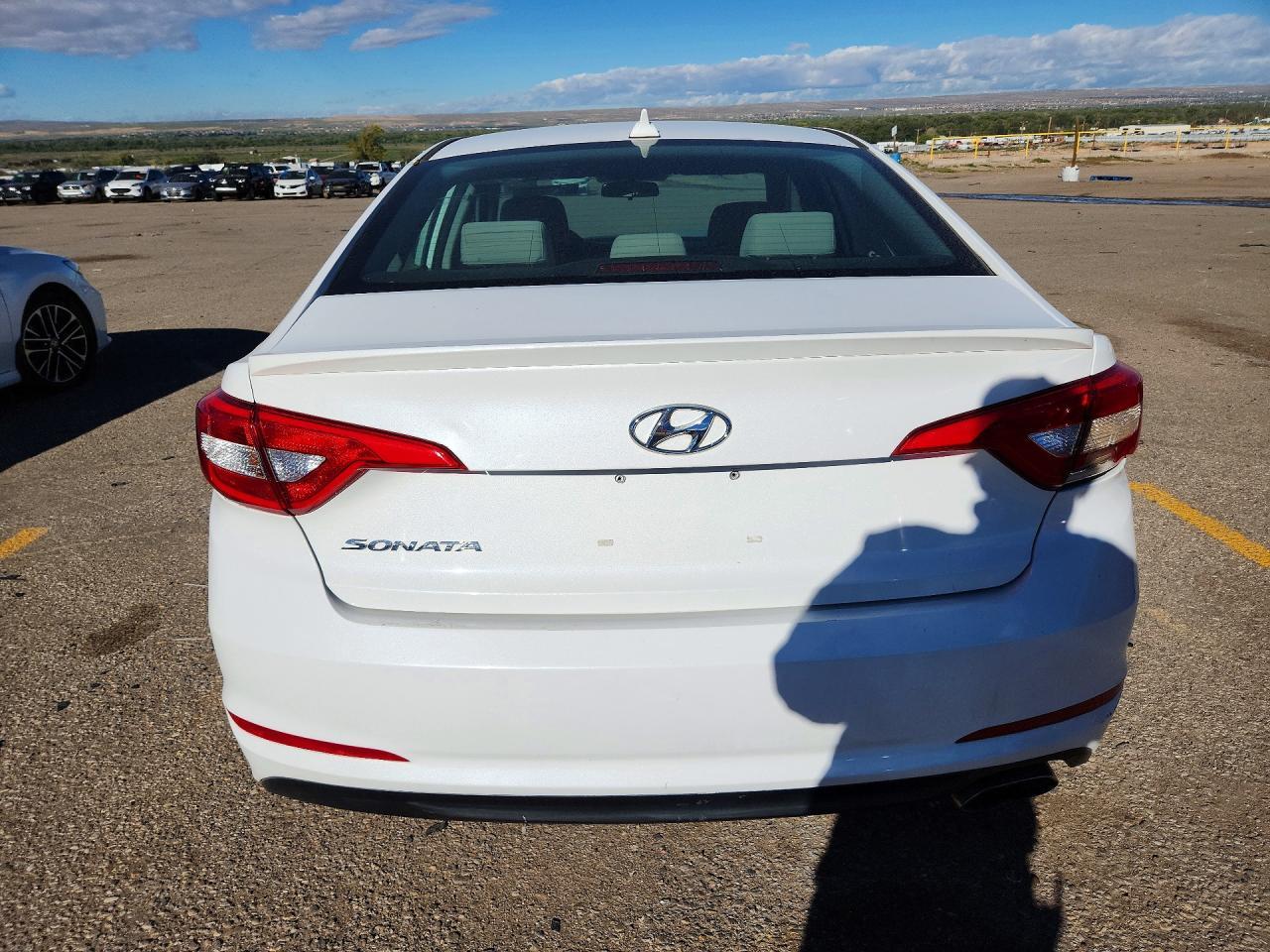 2017 Hyundai Sonata Se - Image 6