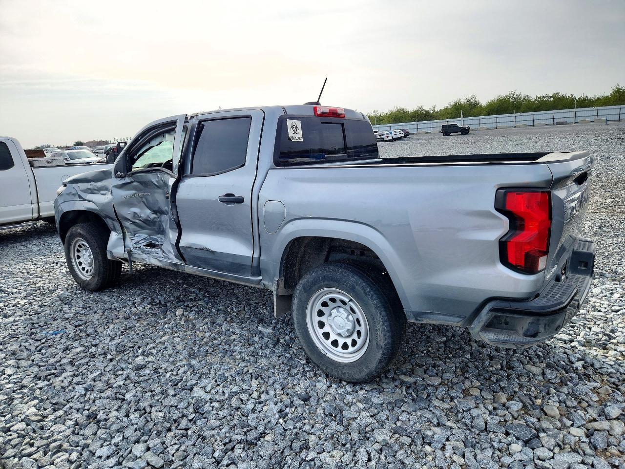 2025 Chev Colorado - Фото 2