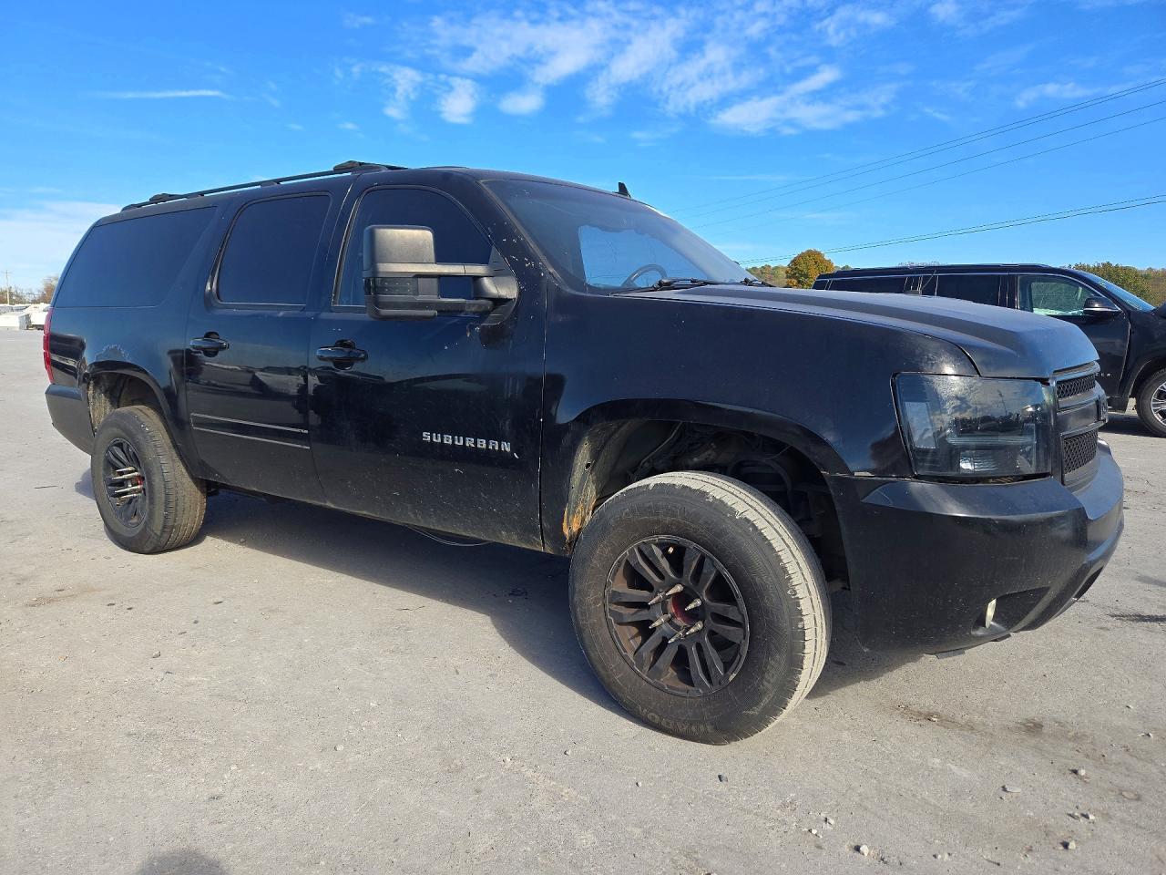 2007 Chevrolet Suburban C1500 - Image 4