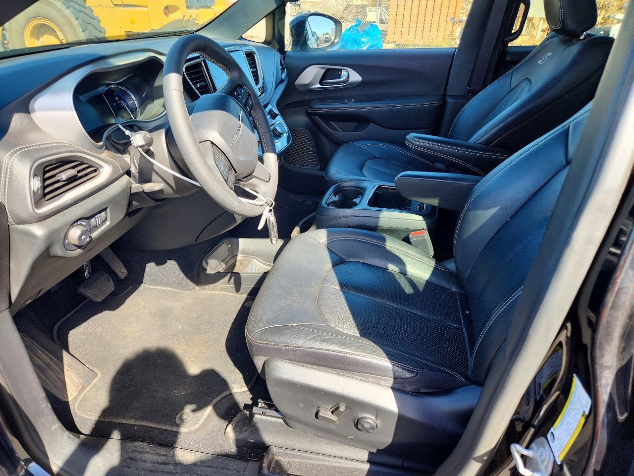 2022 Chrysler Pacifica Hybrid Touring L - Фото 7