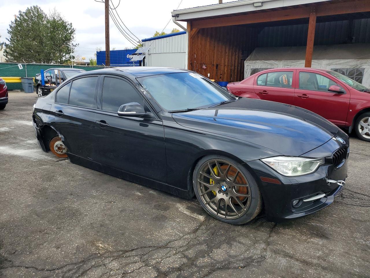 2013 BMW 335 Xi - Фото 4