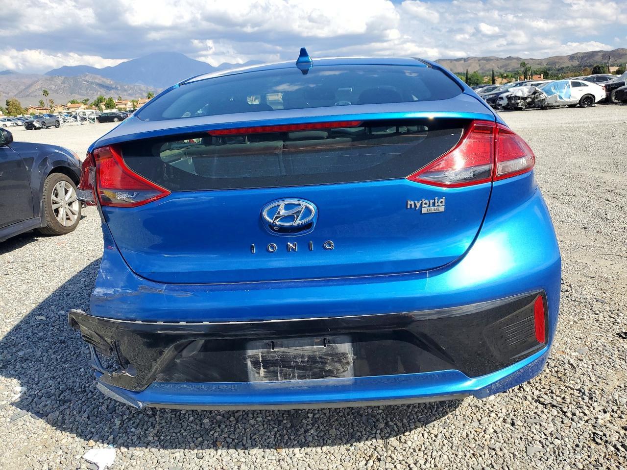 2018 Hyundai Ioniq Blue - Фото 6