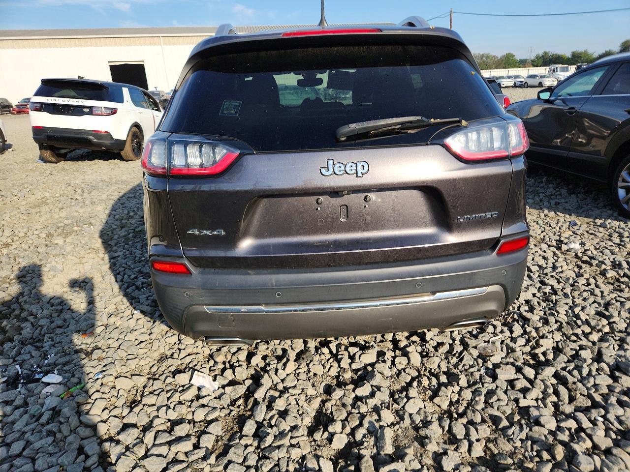 2019 Jeep Cherokee Limited - Image 6