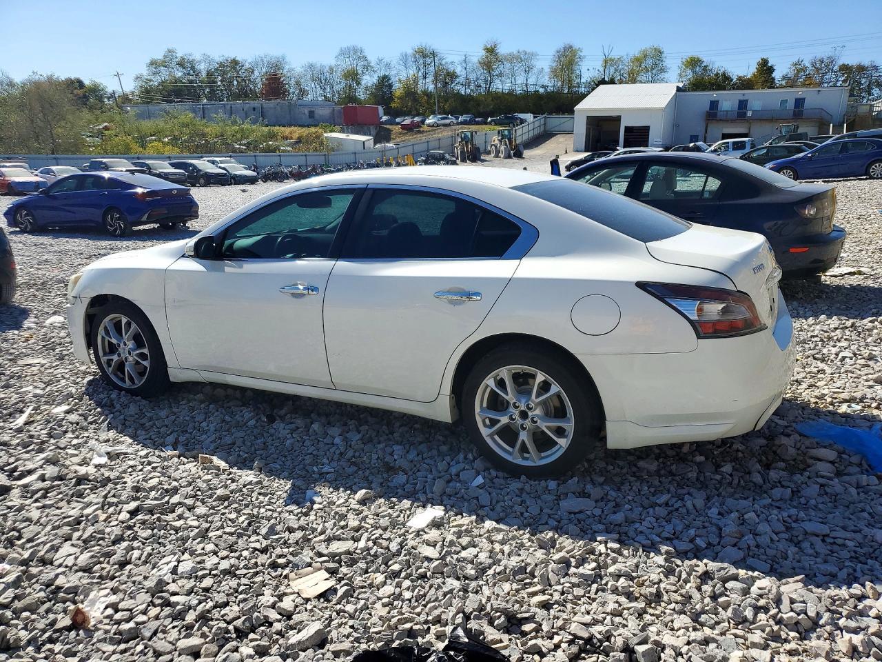 2013 Nissan Maxima 3.5 Sv - Image 2