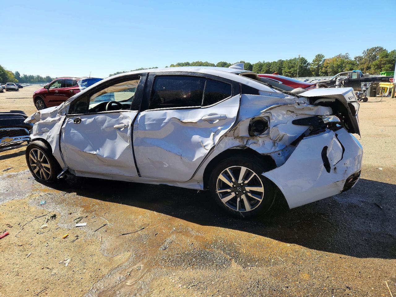 2025 Nissan Versa Sv - Фото 2