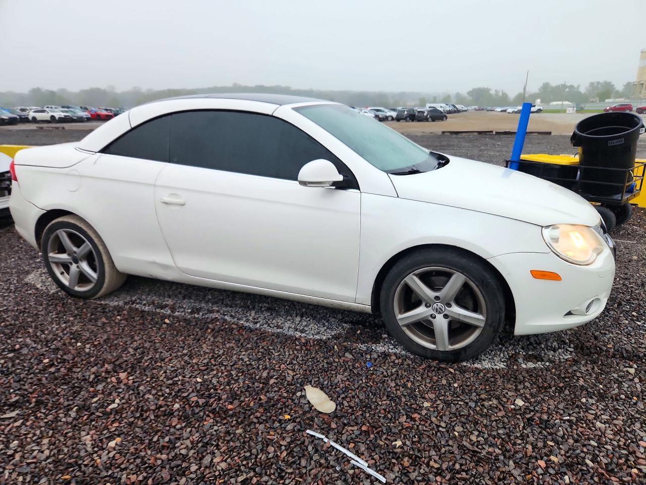 2007 Volkswagen Eos 2.0T Sport - Фото 4