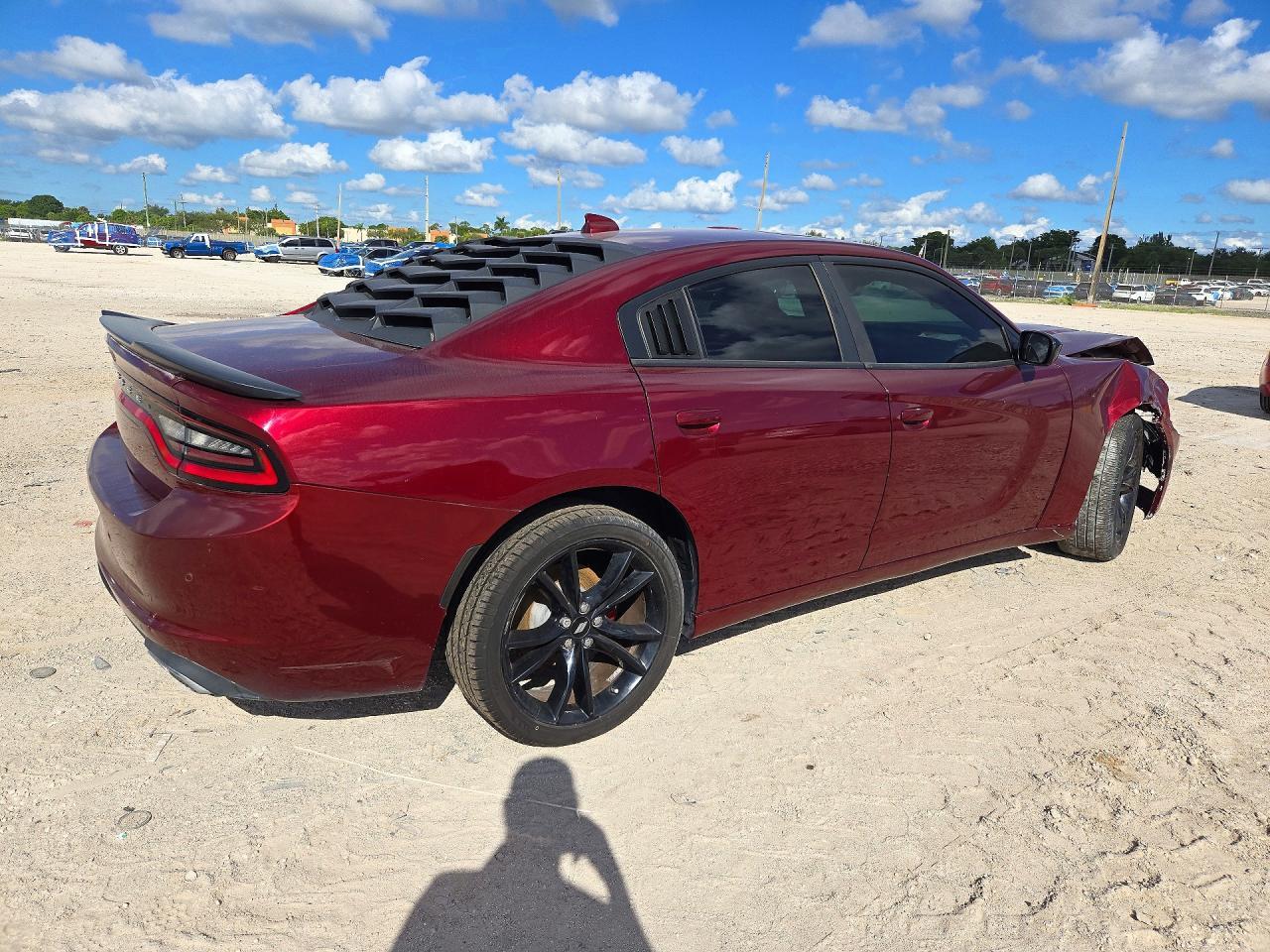 2018 Dodge Charger Sxt Plus - Фото 3