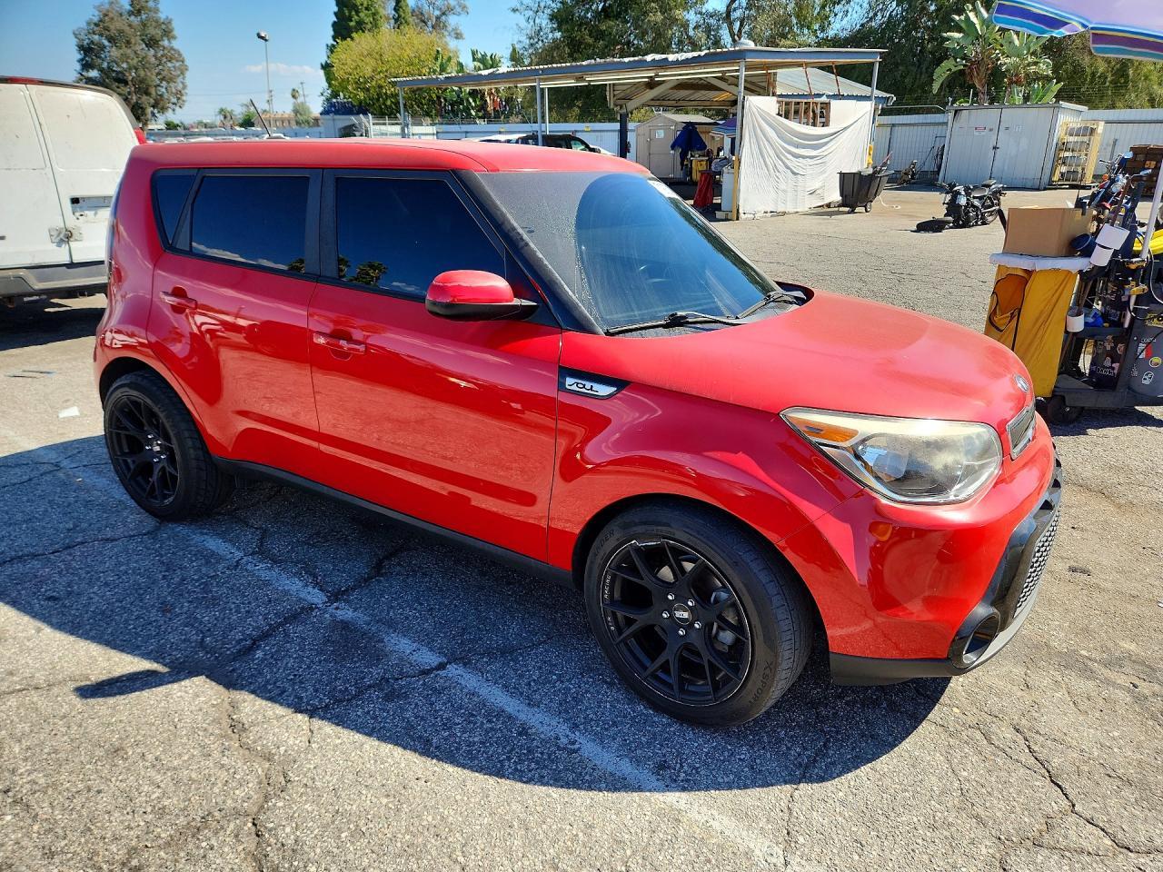 2016 Kia Soul + - Image 4
