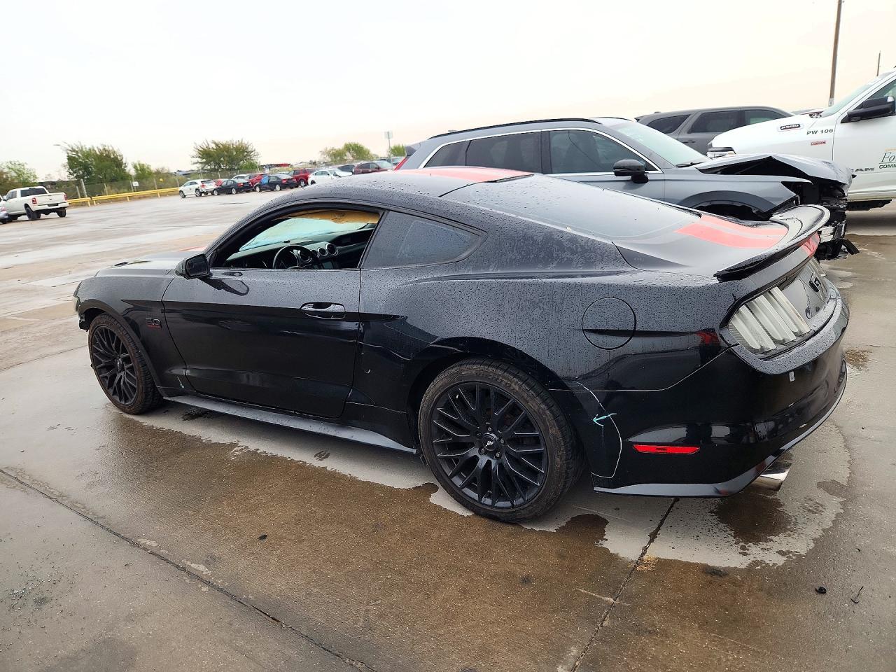 2017 Ford Mustang Gt - Image 2