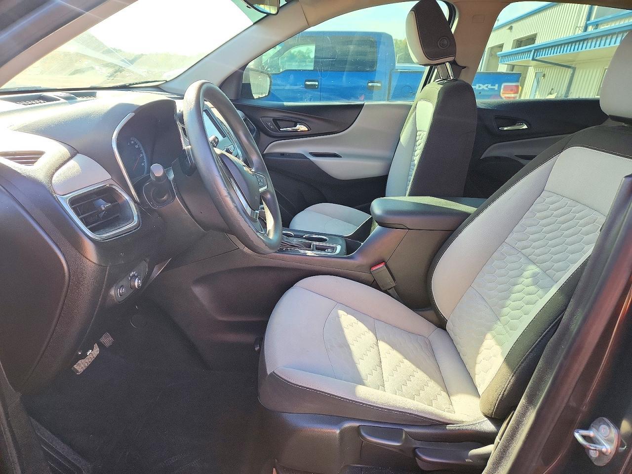 2018 Chevrolet Equinox Ls - Image 7