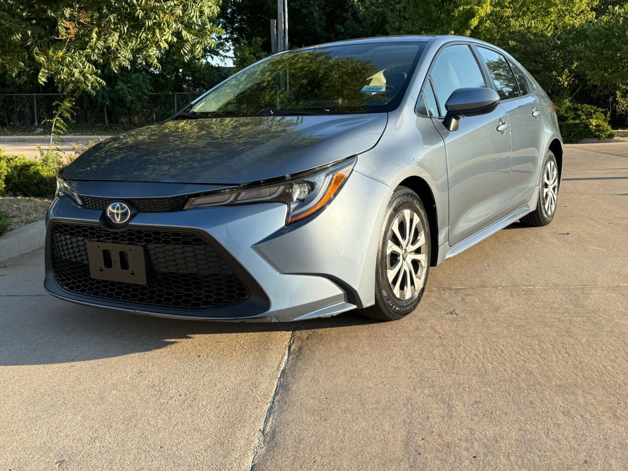 2022 Toyota Corolla Le - Image 2