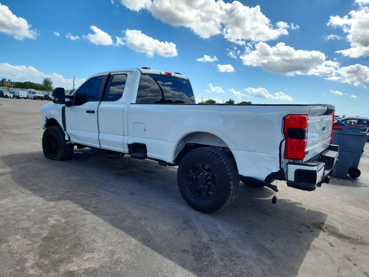 2025 Ford F350 Super Duty - Image 2