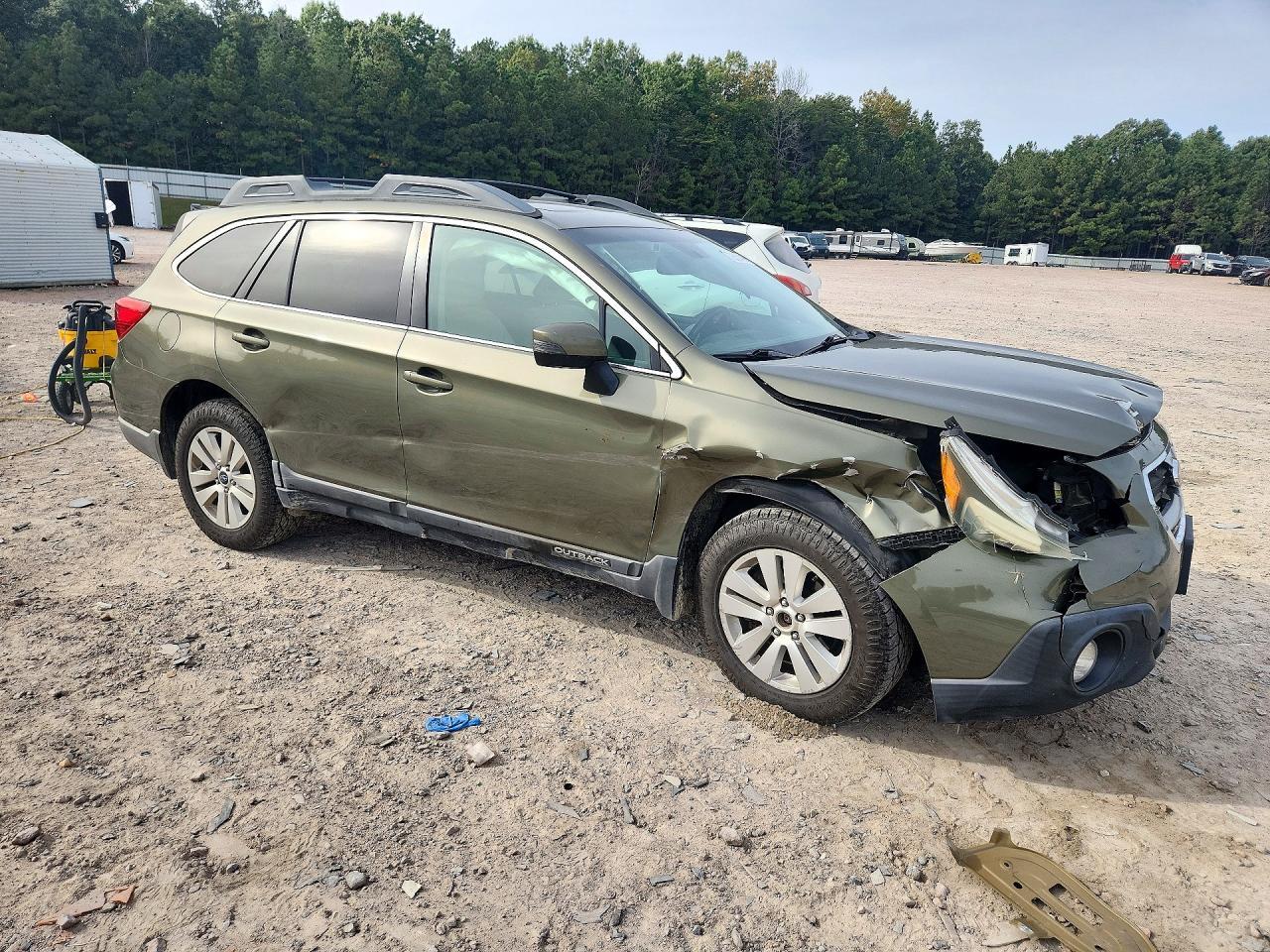 2015 Subaru Outback 2.5I Premium - Image 5