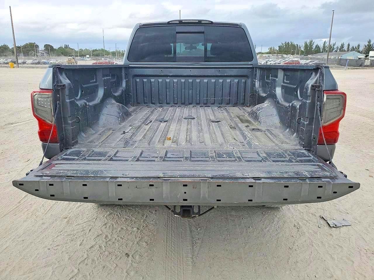 2016 Nissan Titan Xd Sv - Фото 6
