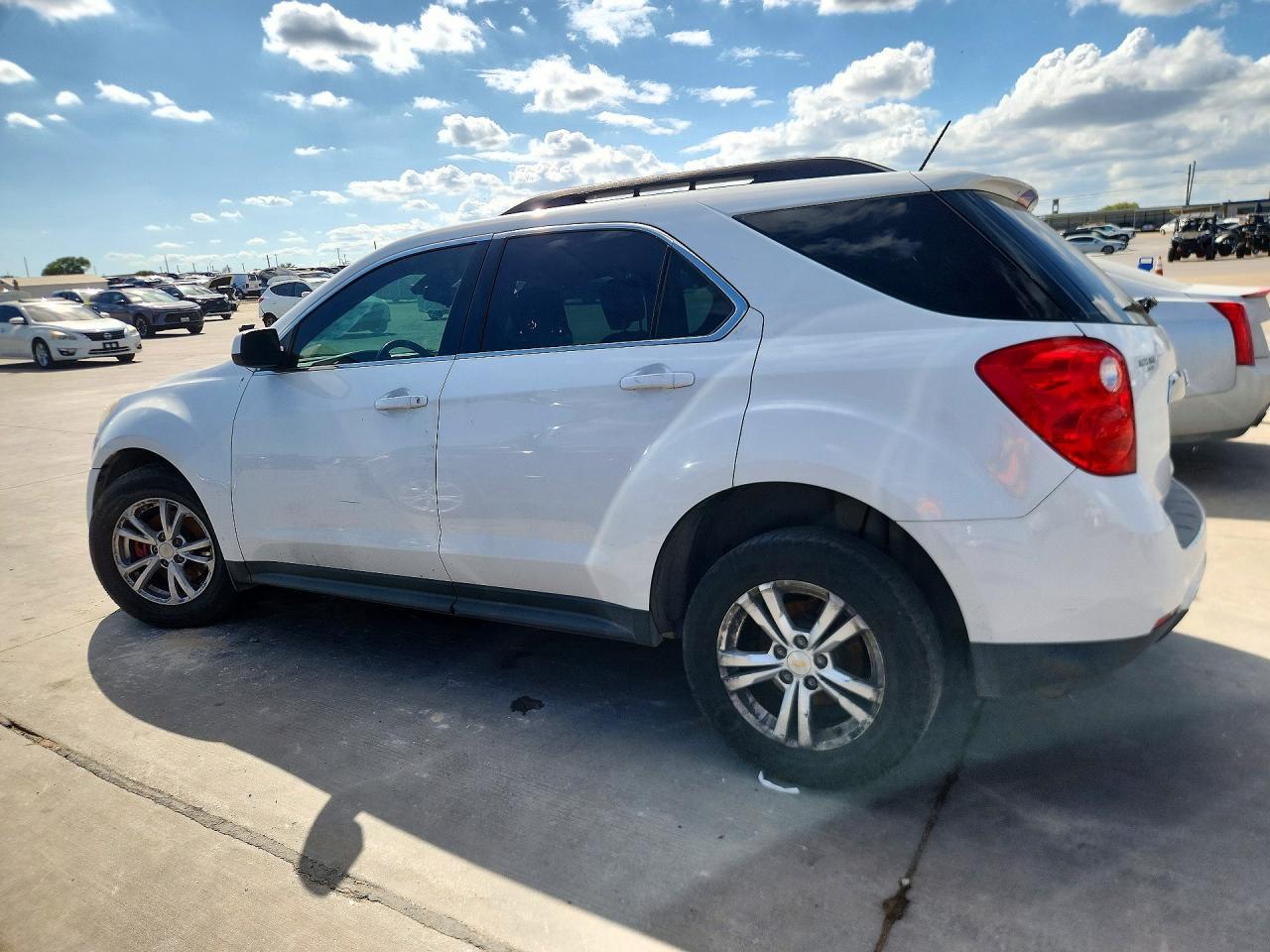 2015 Chevrolet Equinox Lt - Image 2