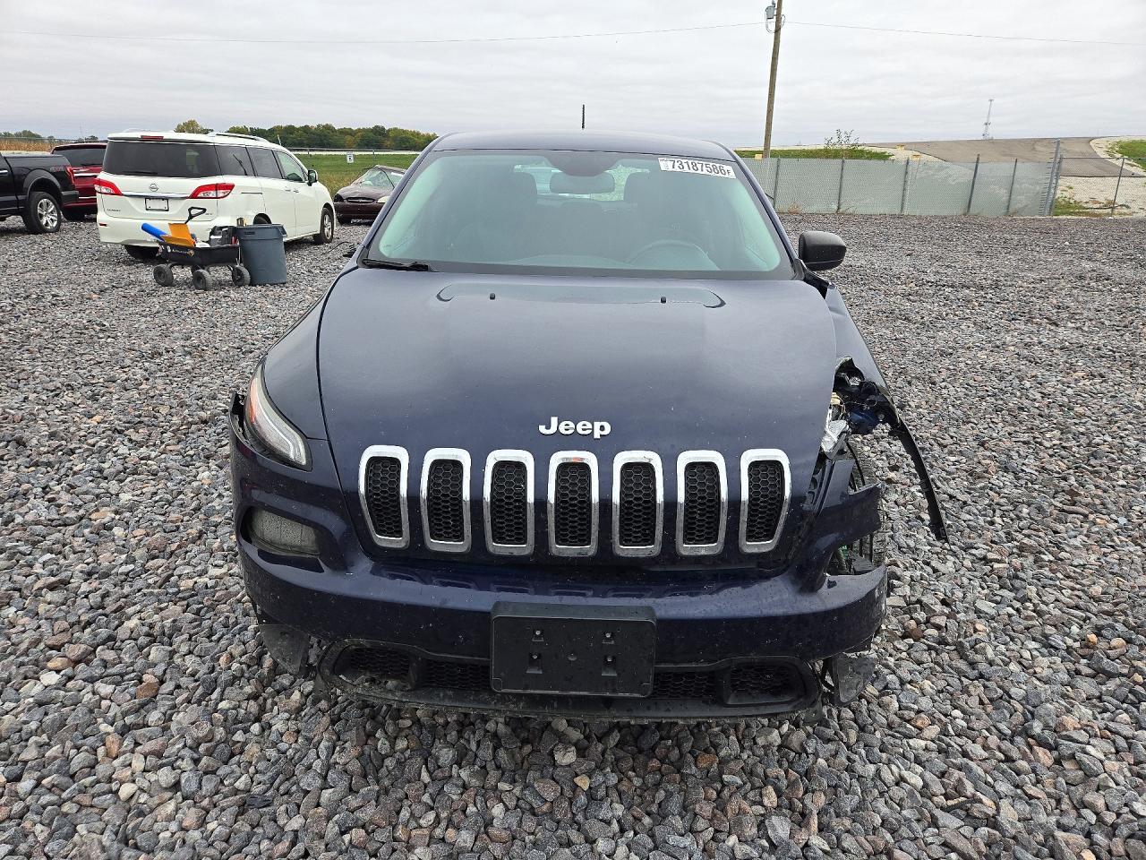 2016 Jeep Cherokee Sport - Image 5