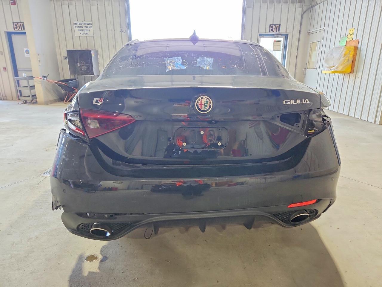 2018 Alfa Romeo Giulia Ti Q4 - Фото 6