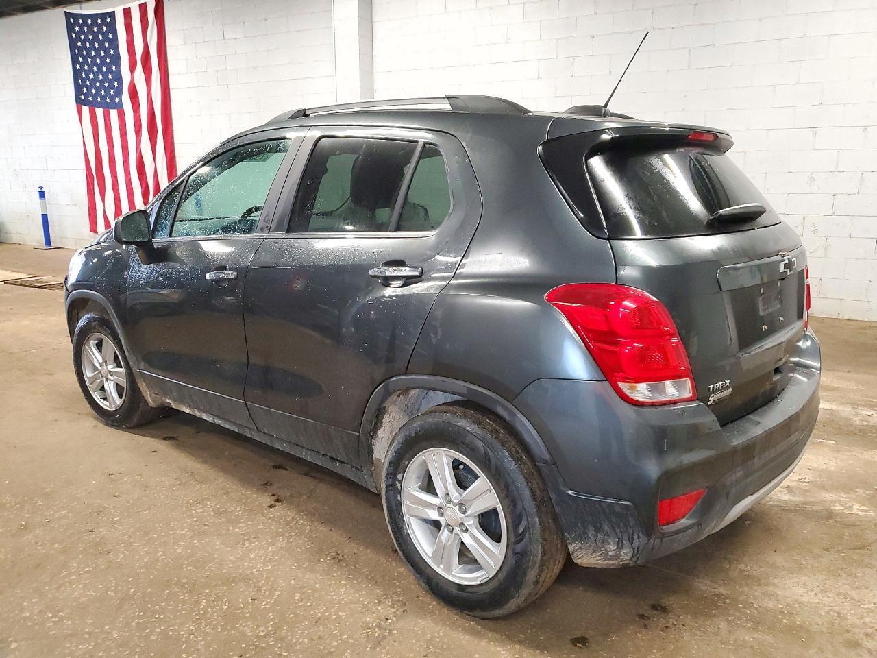 2019 Chevrolet Trax 1Lt - Image 2