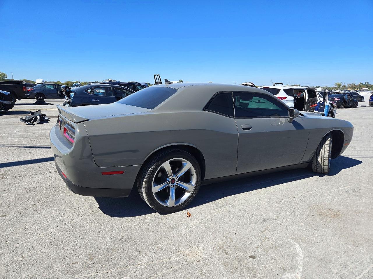 2018 Dodge Challenger Sxt - Фото 3