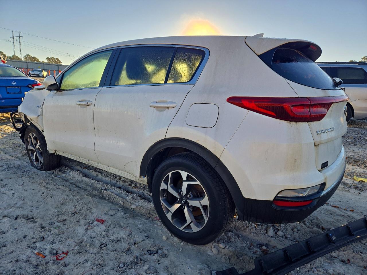 2021 Kia Sportage Lx - Фото 2