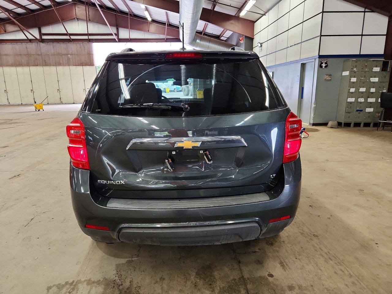2017 Chevrolet Equinox Lt - Image 6