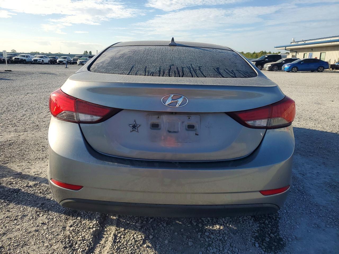 2014 Hyundai Elantra Se - Фото 6