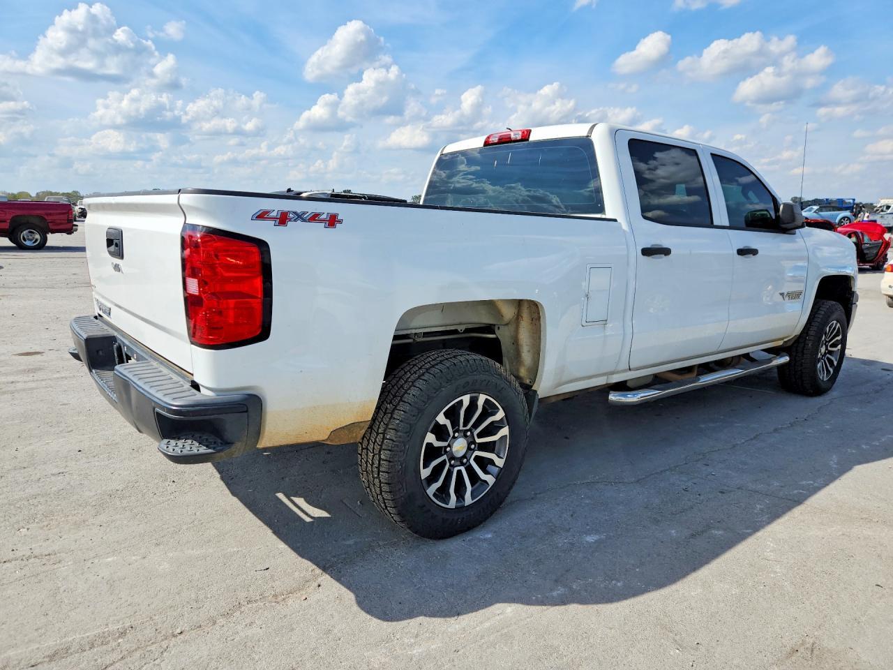 2014 Chevrolet Silverado K1500 - Фото 3