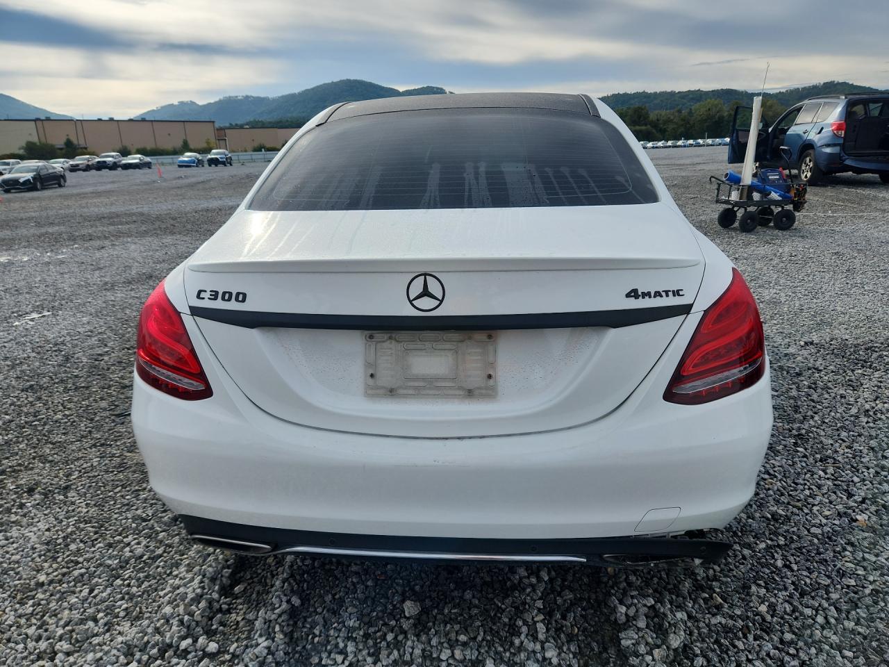 2017 Mercedes-Benz C 300 4Matic - Фото 6