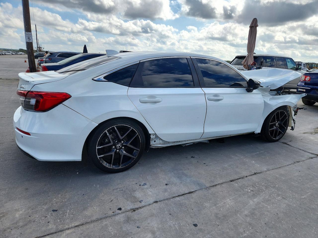 2022 Honda Civic Touring - Фото 3