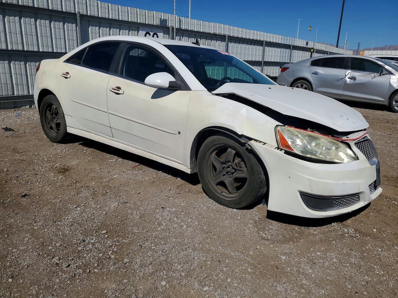 2010 Pontiac G6 - Фото 4