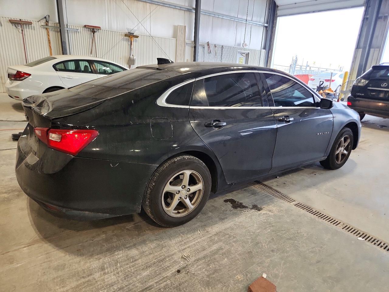2017 Chevrolet Malibu Lt - Фото 3
