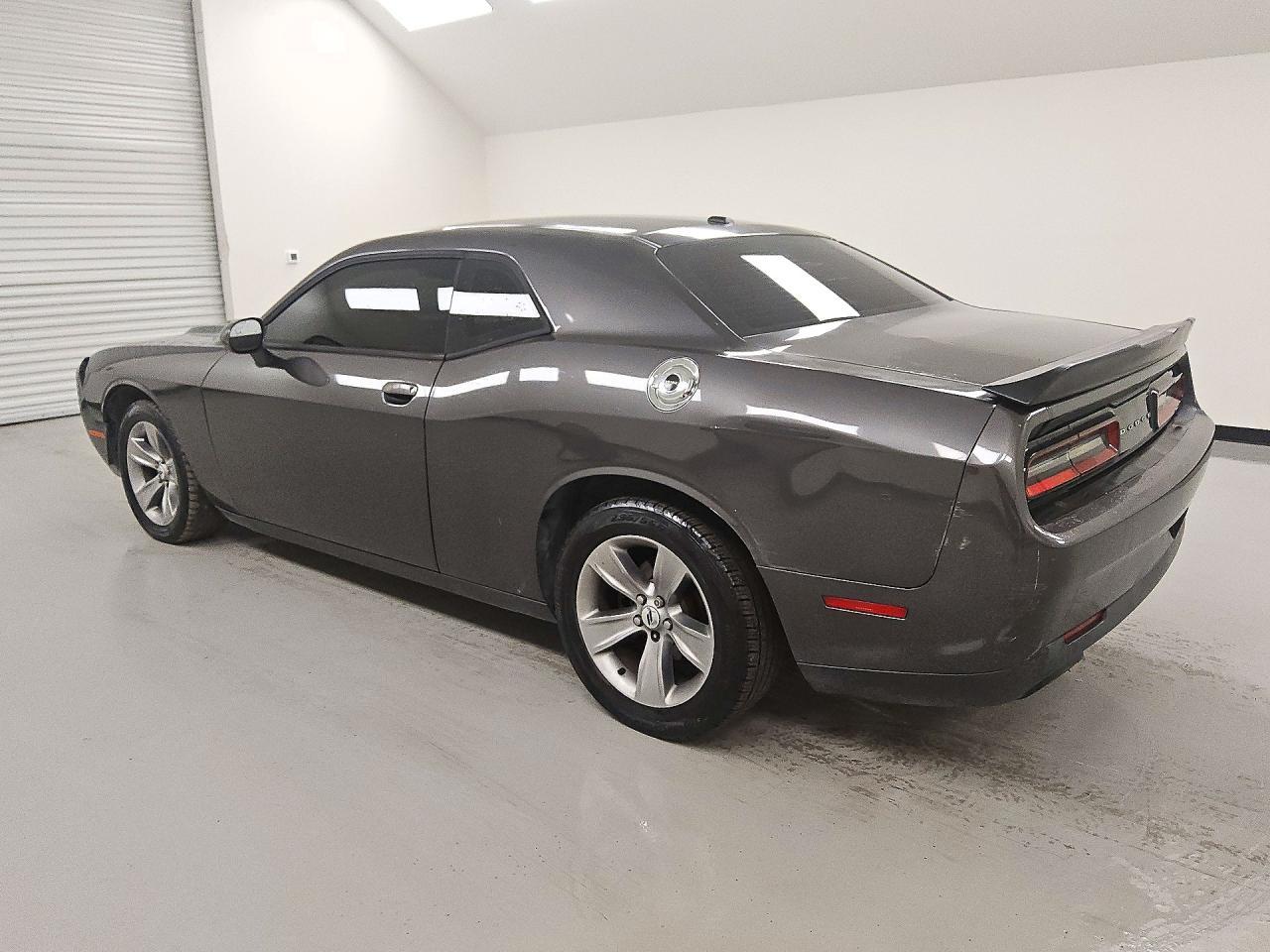 2015 Dodge Challenger Sxt - Фото 2