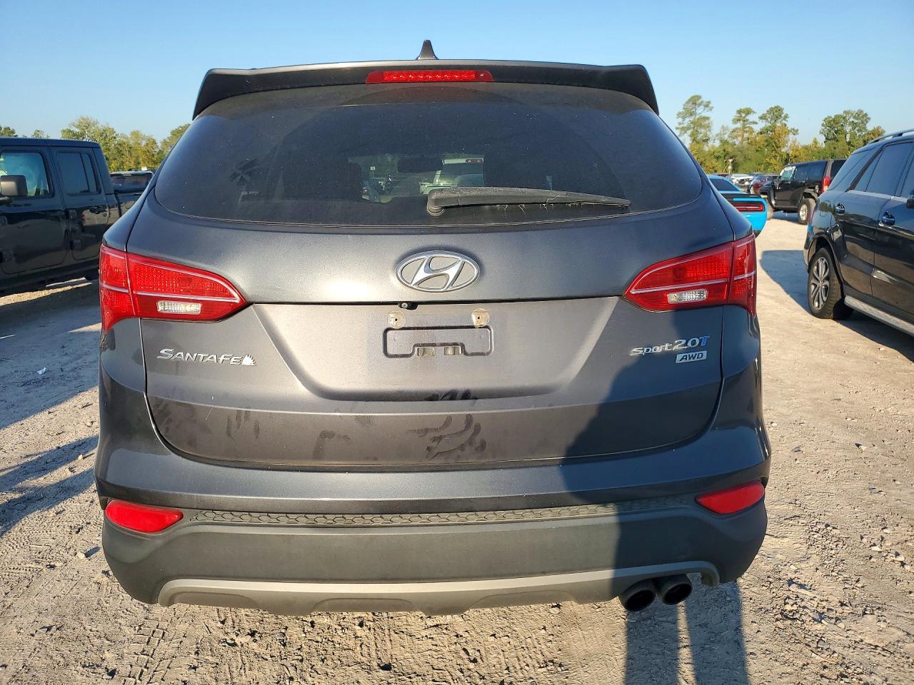 2015 Hyundai Santa Fe Sport 2.0T - Image 6