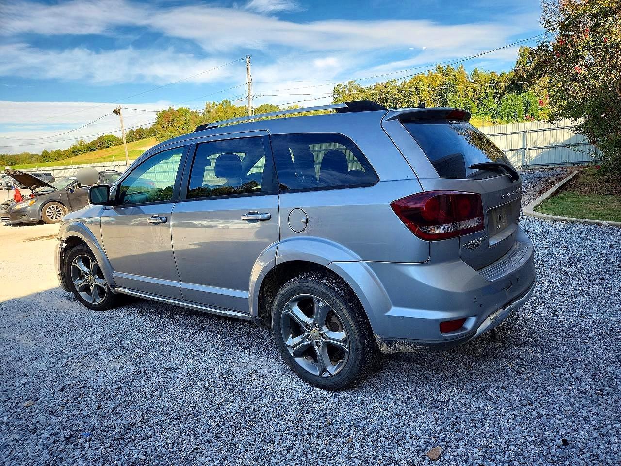2016 Dodge Journey Crossroad - Image 2