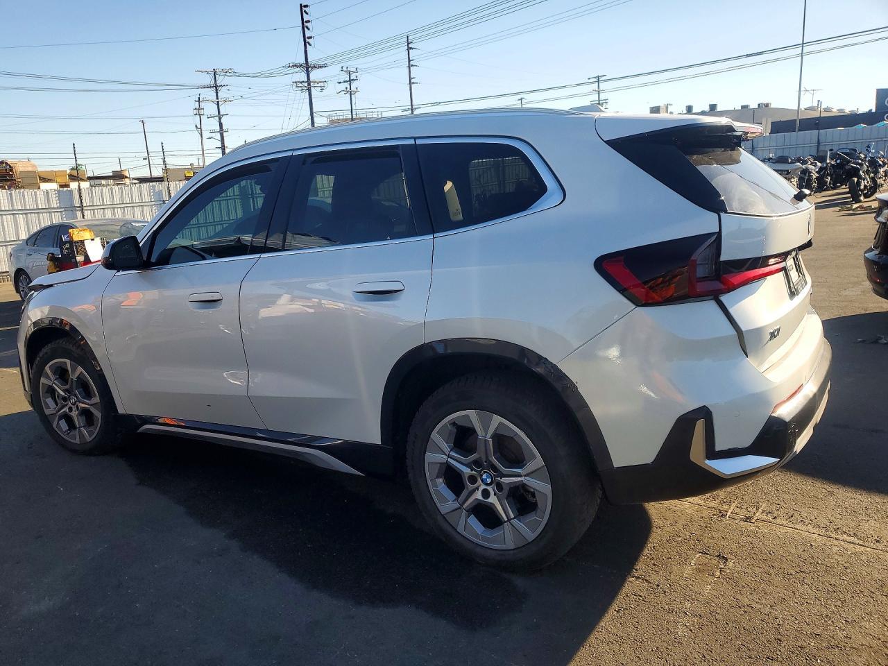 2023 BMW X1 xDrive28I - Фото 2