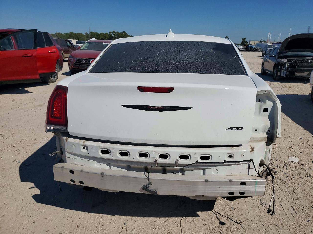 2021 Chrysler 300 S - Image 6