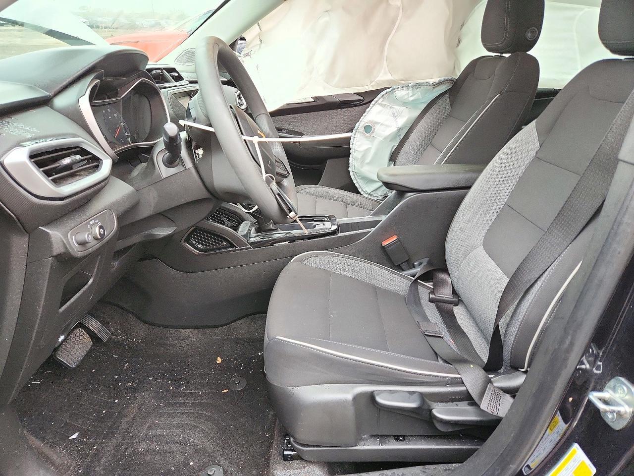 2021 Chevrolet Trailblazer Ls - Image 7