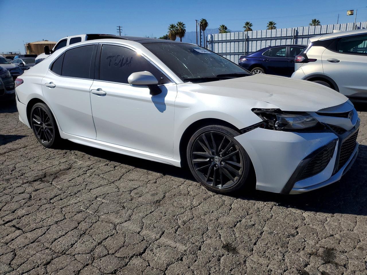 2021 Toyota Camry Xse - Image 4