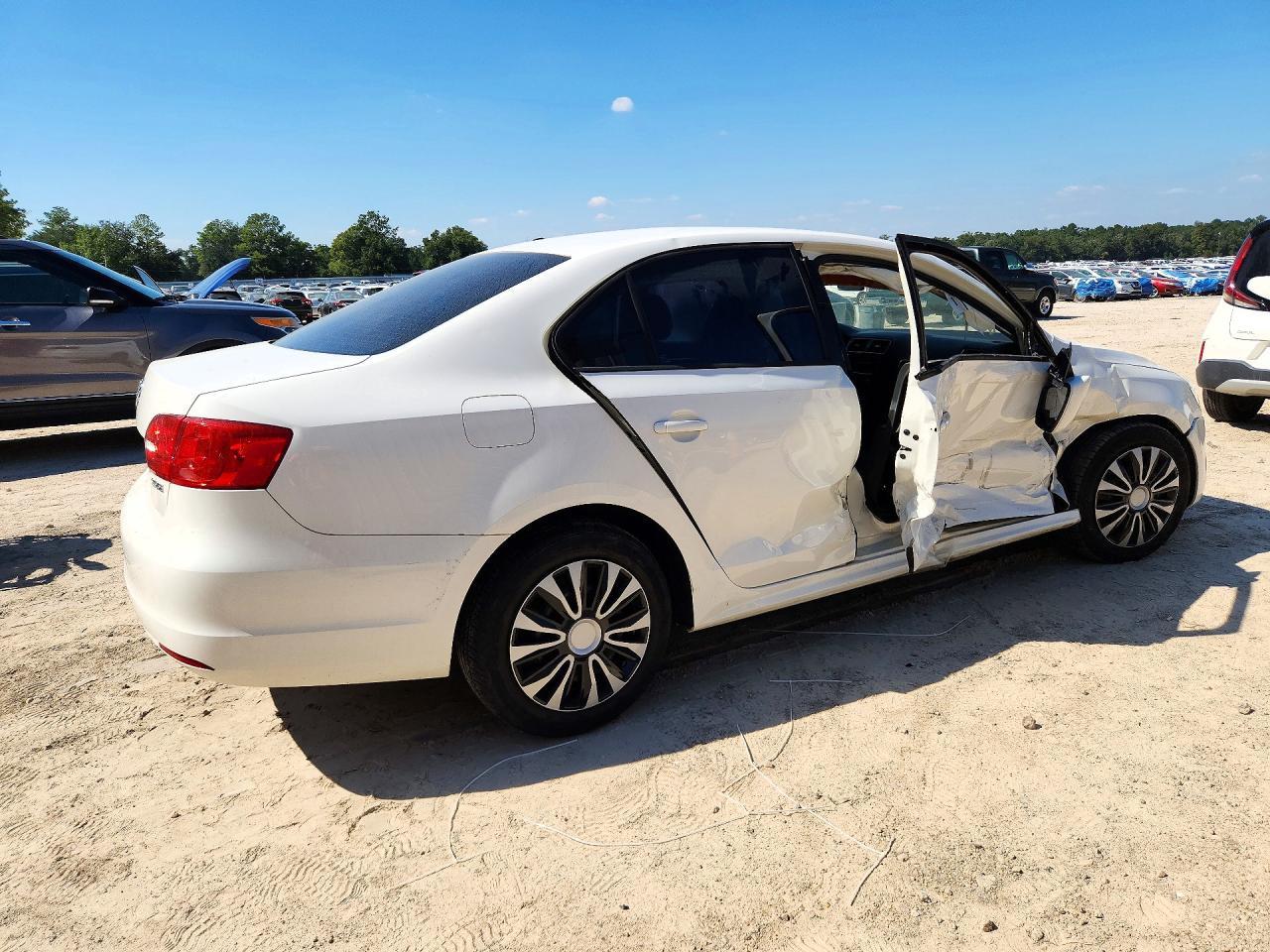 2011 Volkswagen Jetta Se - Фото 3