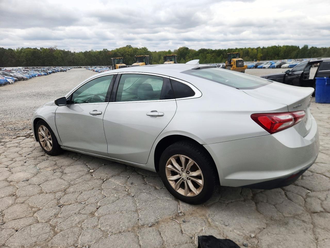 2020 Chevrolet Malibu Lt (1Lt) - Image 2