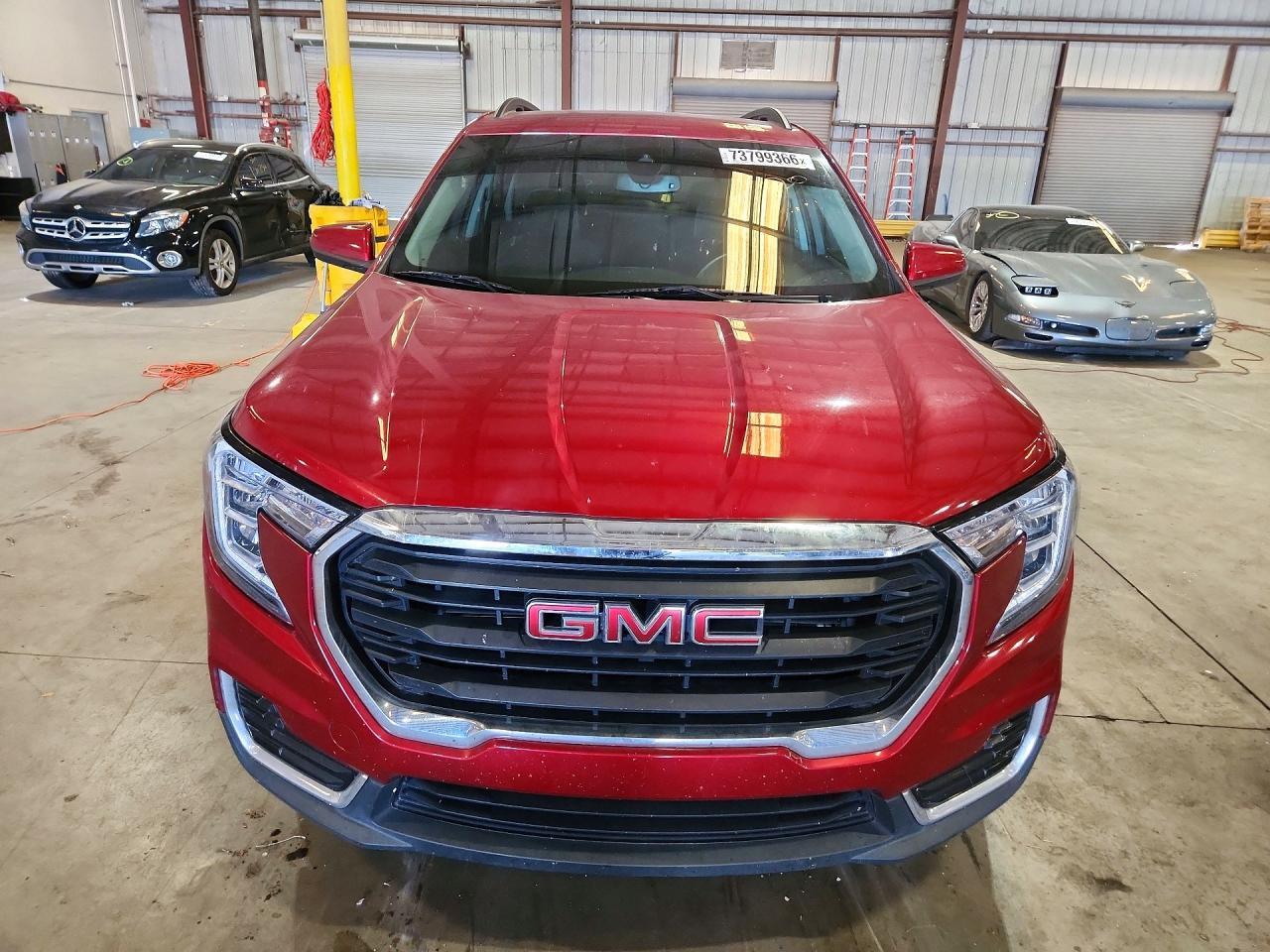 2022 GMC Terrain Sle - Image 5