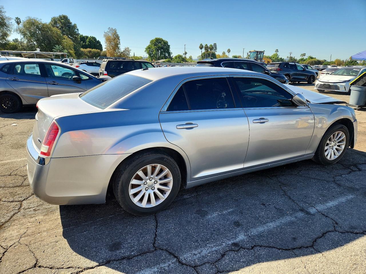 2014 Chrysler 300 - Image 3